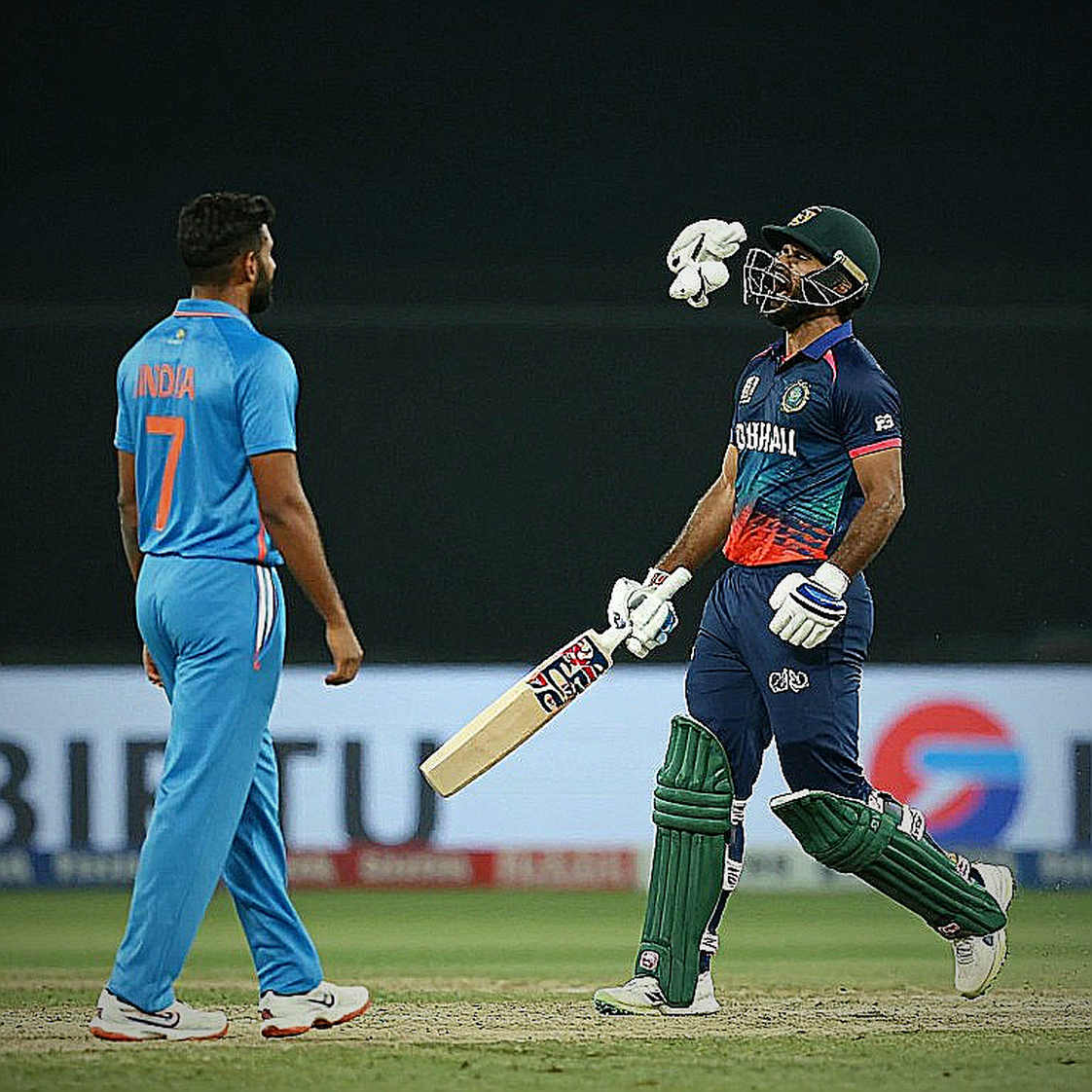 ইউ-১৯ থেকে ফ্র্যাঞ্চাইজি খাতা: এশিয়ার তরুণ ক্রিকেটারের দাম কে ঠিক করে? ইউ-১৯ থেকে ফ্র্যাঞ্চাইজি খাতা: এশিয়ার তরুণ ক্রিকেটারের দাম কে ঠিক করে?