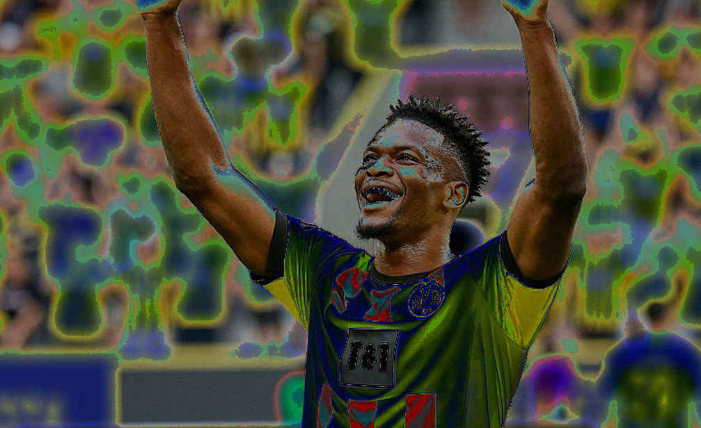 হালান্দের ৬০ গোলের মিছিল, একটি ভুল নাম আর যে প্রশ্নটি কেউ করছে না